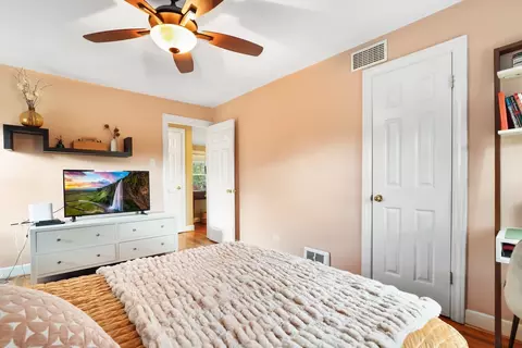 Bedroom - 2357 S 3rd Ave, North Riverside, IL 60546 photo 2 of 5