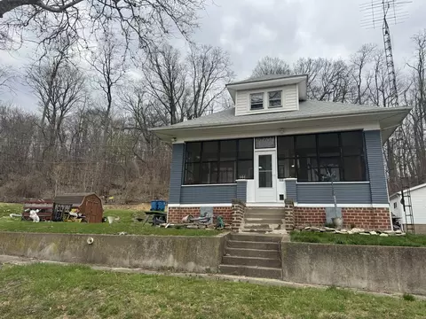 908 Willow St, Depue, IL 61322