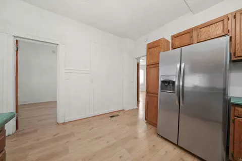 Entry Way - 1095-1097 E Merchant St, Kankakee, IL 60901 photo 1 of 1