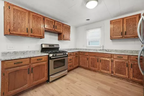 Kitchen - 1095-1097 E Merchant St, Kankakee, IL 60901 photo 5 of 5