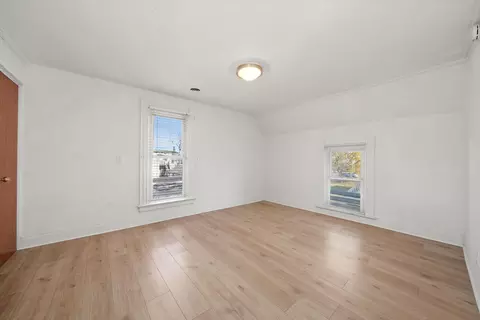 Bedroom - 1095-1097 E Merchant St, Kankakee, IL 60901 photo 3 of 3