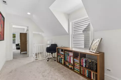 Entry Way - 2106 W Addison St, Chicago, IL 60618 photo 2 of 2
