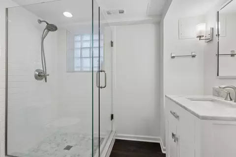 Bath - 2106 W Addison St, Chicago, IL 60618 photo 4 of 4