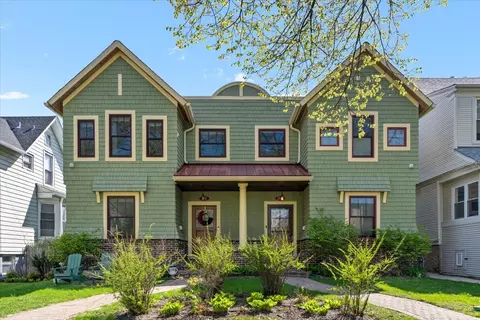 1941 Wesley Ave, Evanston, IL 60201