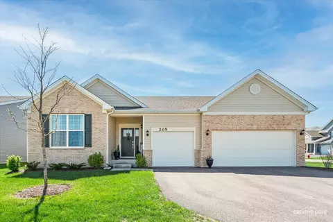 205 Bowers St, Elburn, IL 60119