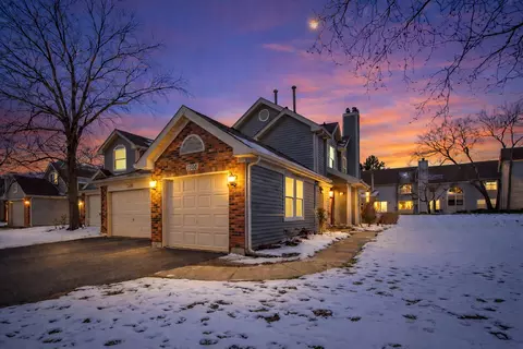 1308 Coldspring Rd, Carol Stream, IL 60188