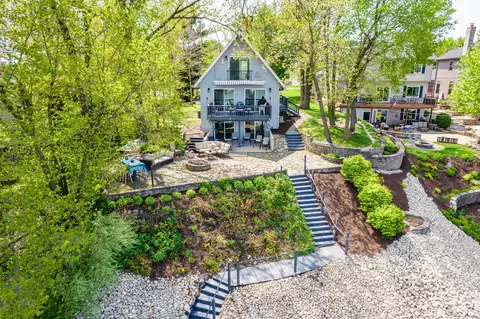 835 Lake Holiday Dr, Lake Holiday, IL 60548