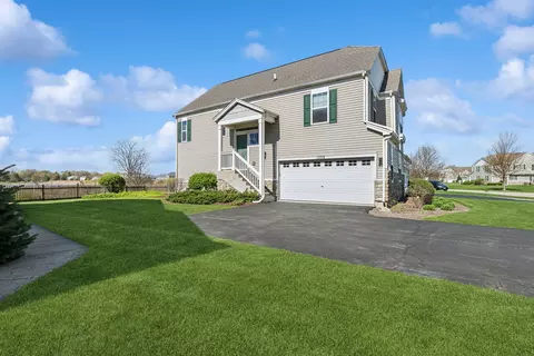 1250 Park View Dr, Antioch, IL 60002