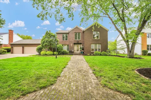 2706 N Salisbury Ct, Champaign, IL 61821