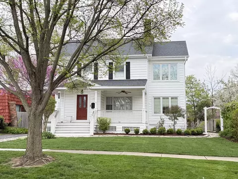 629 Newton Ave, Glen Ellyn, IL 60137