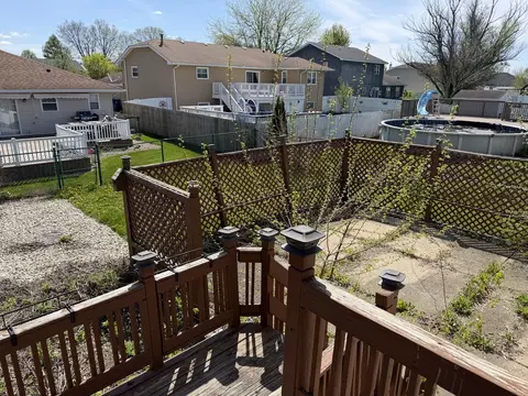Exterior - 2375 Chestnut Ln, Morris, IL 60450 photo 5 of 7