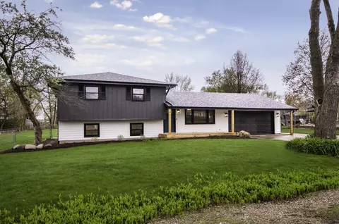 931 Regent St, New Lenox, IL 60451