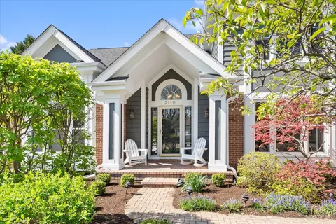 2116 Birchwood Ln, Buffalo Grove, IL 60089