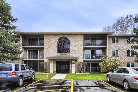 4940 W 134 Ct #403, Crestwood, IL 60418