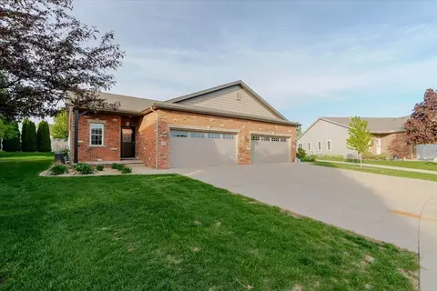 43 Yukon Cir, Bloomington, IL 61705