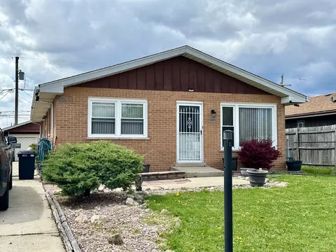 8404 S 79th Ave, Justice, IL 60458