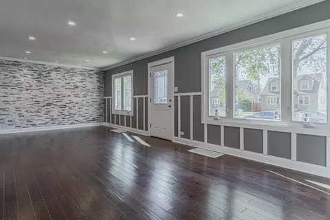 Living - 3640 W 86th St, Chicago, IL 60652 photo 3 of 3