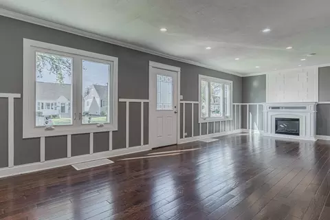 Living - 3640 W 86th St, Chicago, IL 60652 photo 2 of 3