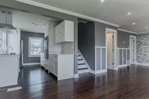 Entry Way - 3640 W 86th St, Chicago, IL 60652 photo 1 of 2