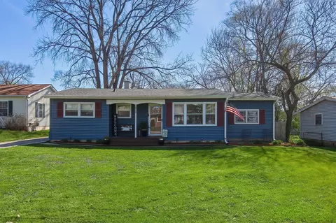1820 Parklane Ave, Mchenry, IL 60050