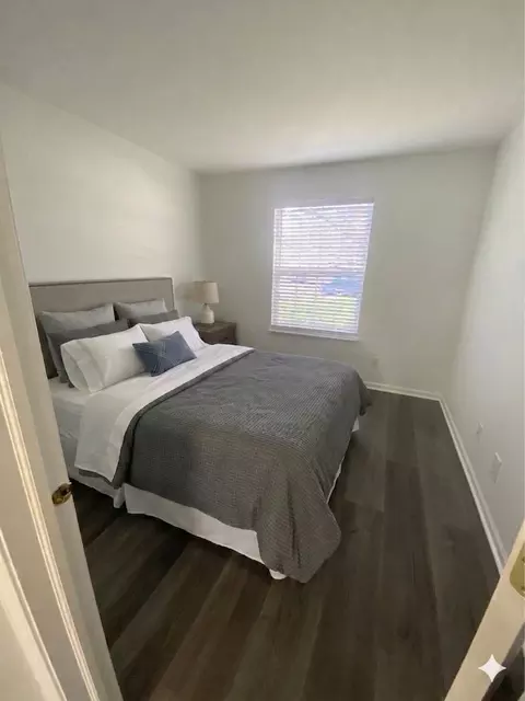 Bedroom - Undisclosed, Elgin, IL 60120 photo 2 of 4