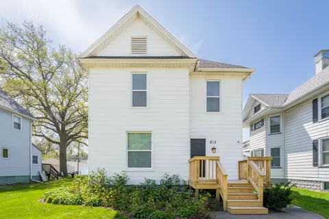 813 W Locust St, Davenport, IA 52804