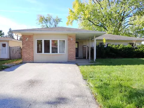 365 Waverly St, Park Forest, IL 60466