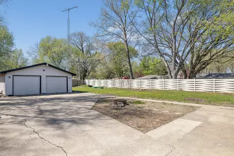 Exterior - Undisclosed, Morris, IL 60450 photo 6 of 7