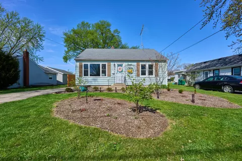 1027 Wild St, Sycamore, IL 60178