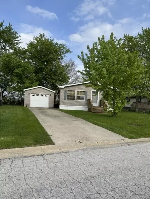 30 Meadowlark Ln, Beecher, IL 60401 photo 2