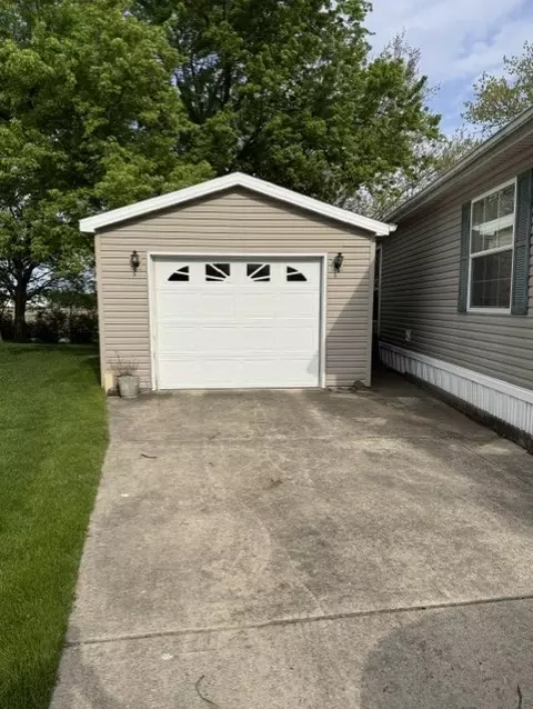 30 Meadowlark Ln, Beecher, IL 60401 photo 3