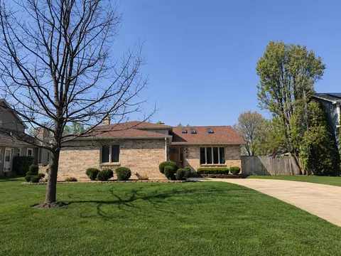 764 Dunmore Ln, Bartlett, IL 60103