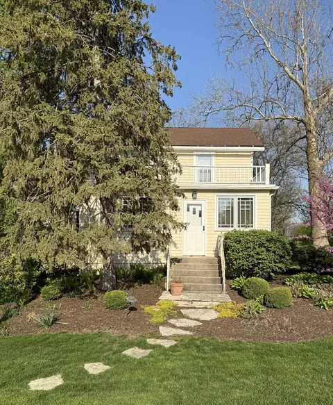 3961 Fairview Ave, Downers Grove, IL 60515