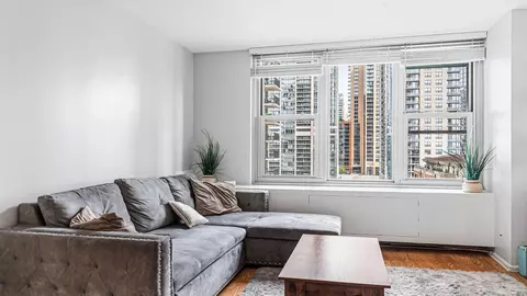 Living - 400 E Randolph St #1104, Chicago, IL 60601 photo 2 of 3