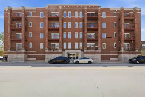 6238 W 26th St #203, Berwyn, IL 60402
