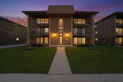 4854 W 122nd St #2E, Alsip, IL 60803