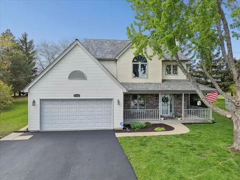 17723 W Dawn Ct, Gurnee, IL 60031