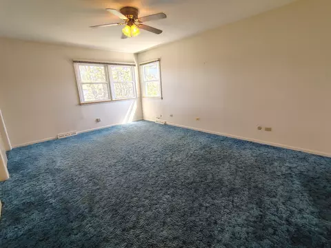 Bedroom - Undisclosed, Glenview, IL 60025 photo 4 of 8