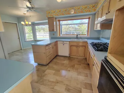 Kitchen - Undisclosed, Glenview, IL 60025 photo 3 of 3