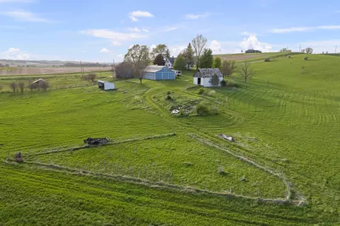 Exterior - 10198 E 2720 St, Kewanee, IL 61443 photo 12 of 12
