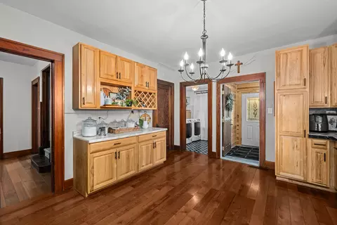 Entry Way - 10198 E 2720 St, Kewanee, IL 61443 photo 1 of 6