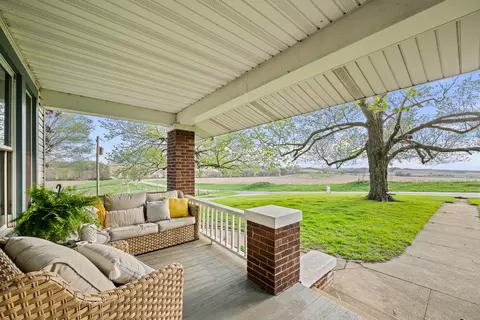 Exterior - 10198 E 2720 St, Kewanee, IL 61443 photo 2 of 12