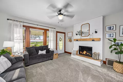Living - 10198 E 2720 St, Kewanee, IL 61443 photo 1 of 3