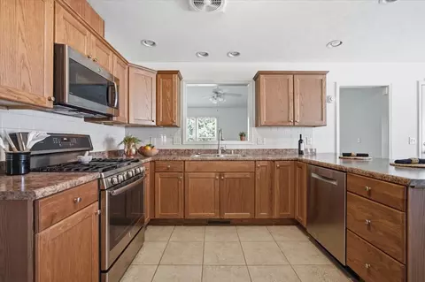 Kitchen - 1610 Myra Ln, Bloomington, IL 61704 photo 1 of 2