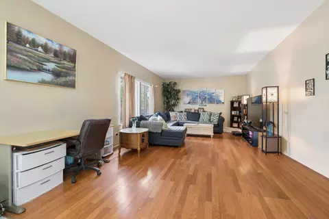 Living - 2014 Fieldstone Ct, Plainfield, IL 60586 photo 2 of 3