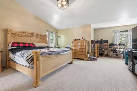 Bedroom - 2014 Fieldstone Ct, Plainfield, IL 60586 photo 2 of 6