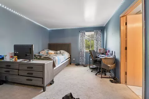 Bedroom - 2014 Fieldstone Ct, Plainfield, IL 60586 photo 3 of 6