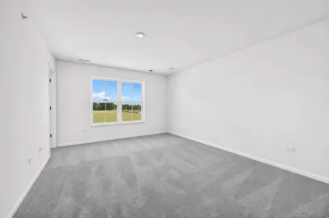 Bedroom - 403 Cold Spring St, Algonquin, IL 60102 photo 2 of 4