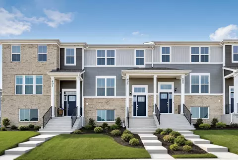 403 Cold Spring St, Algonquin, IL 60102