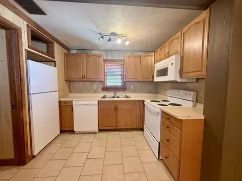 Kitchen - 617 E Wabash Ave, Rantoul, IL 61866 photo 1 of 1